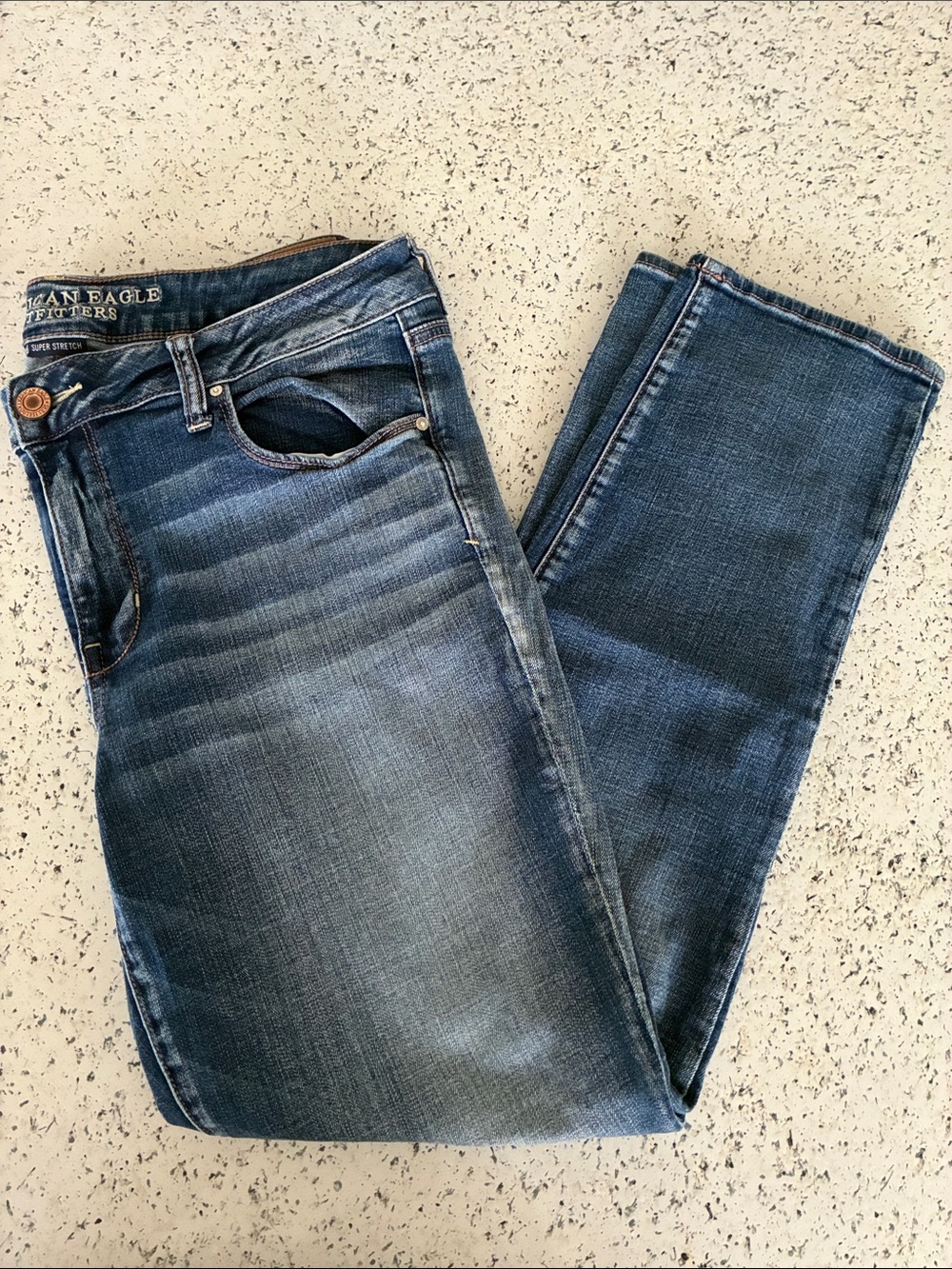 American Eagle Outfitters Women’s Blue Straight Leg Jeans - Faded Wash